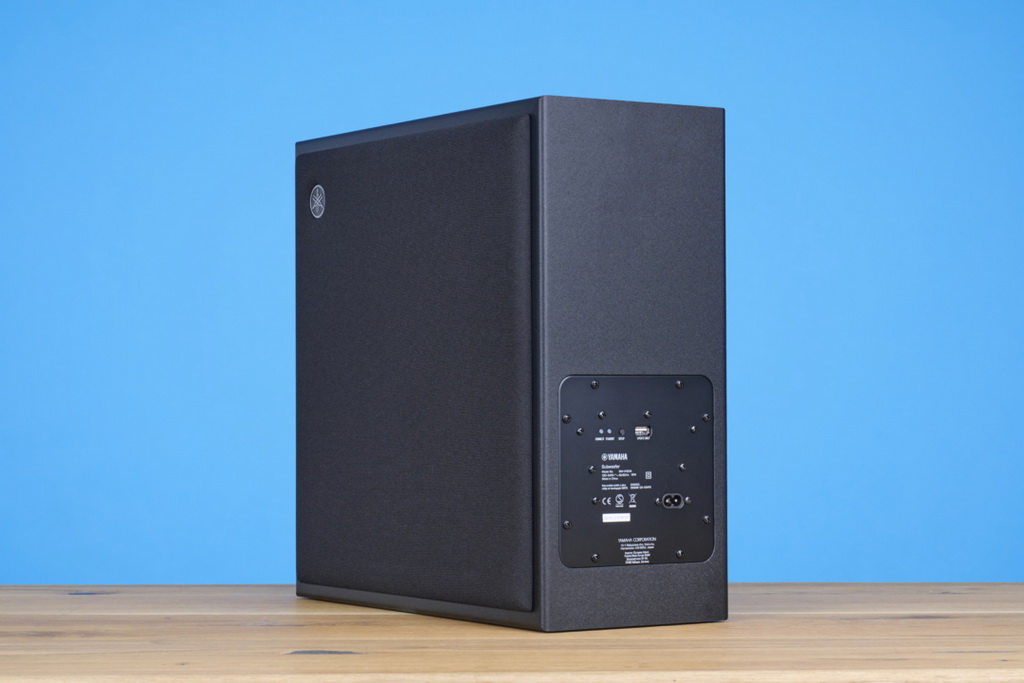 yamaha-true-x-bar-50a-subwoofer-rueckseite-perspektive-links-1080x720.jpg