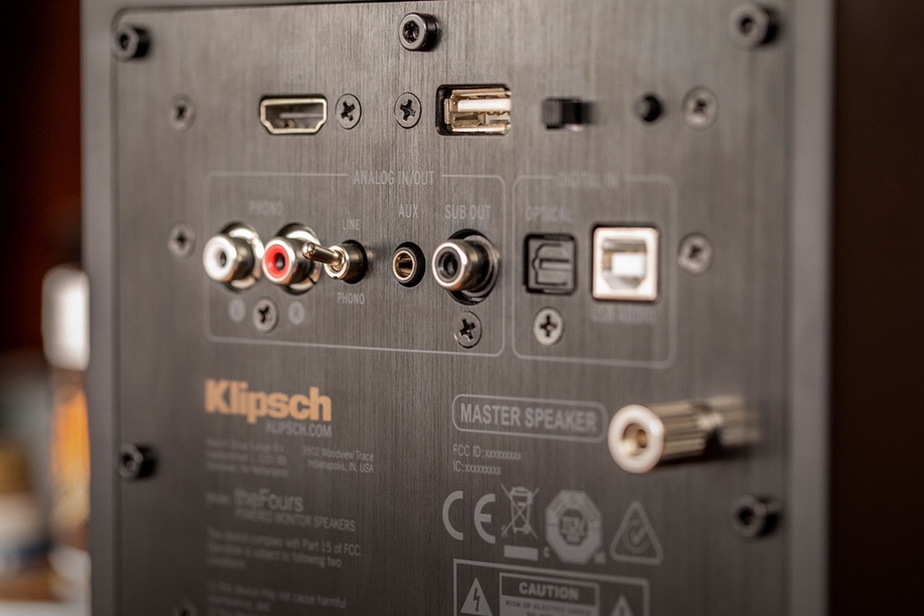 202010_klipsch_back_detail.jpg