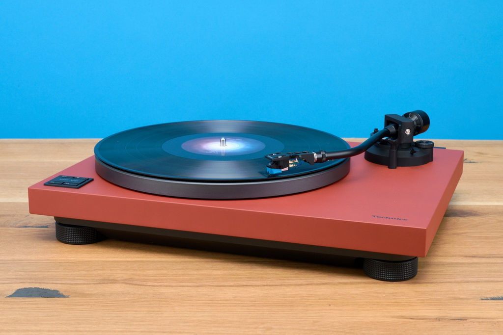 technics-sl-40cbt-vorderseite-3-seiten-rechts-2048x1365.jpg