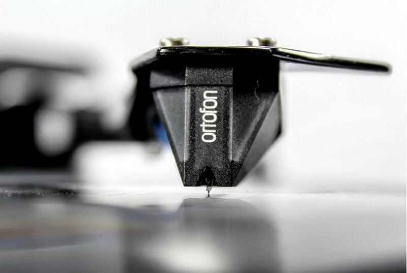 Pro-Ject 2-Xperience SB black 6.jpg
