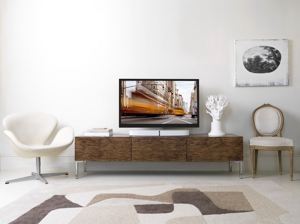 Sonos PlayBase lifestyle wh 2.jpg