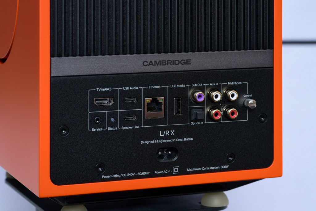 cambridge-audio-lr-x-anschluesse-primary-1080x720.jpg
