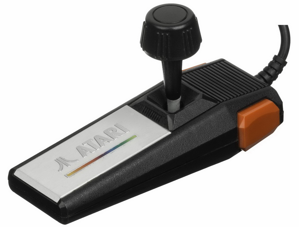 Atari-7800-wController-FRd.jpg
