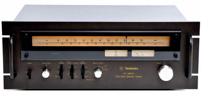 Technics ST-9600 1976.jpg