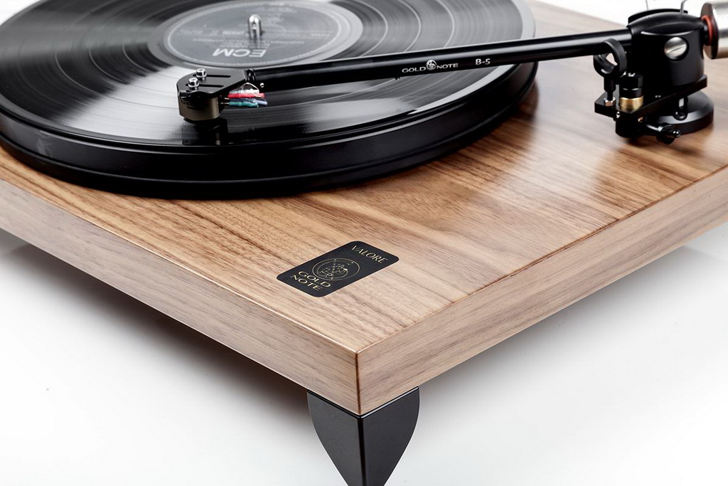 Gold Note Valore 425 Plus Walnut 6.jpg