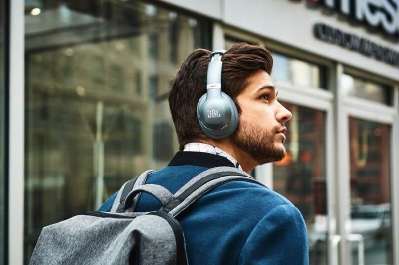 JBL Everest 750 4.jpg