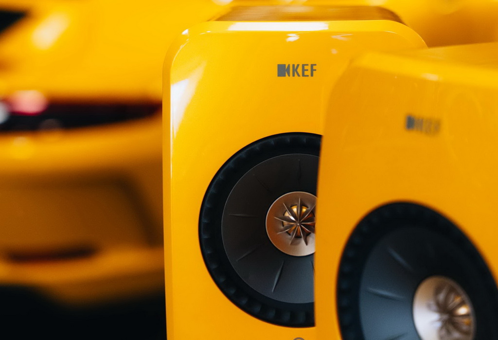 KEF_LSXII_SY_Porsche_04(1).jpg