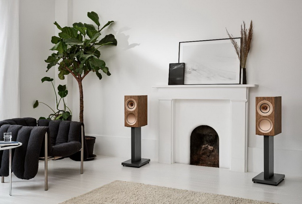 KEF R3 Meta 5.jpg