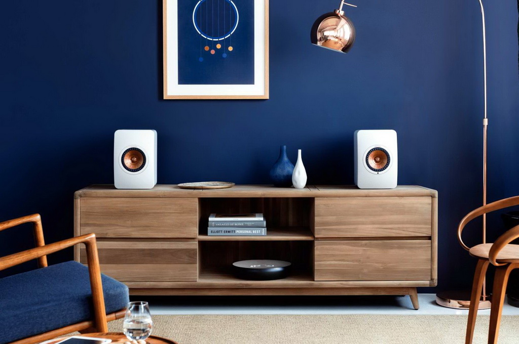 KEF LS50 WIRELESS LIFESTYLE 1.jpg