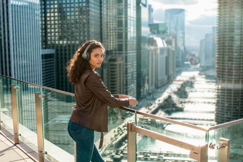 JBL Everest 710 6.jpg