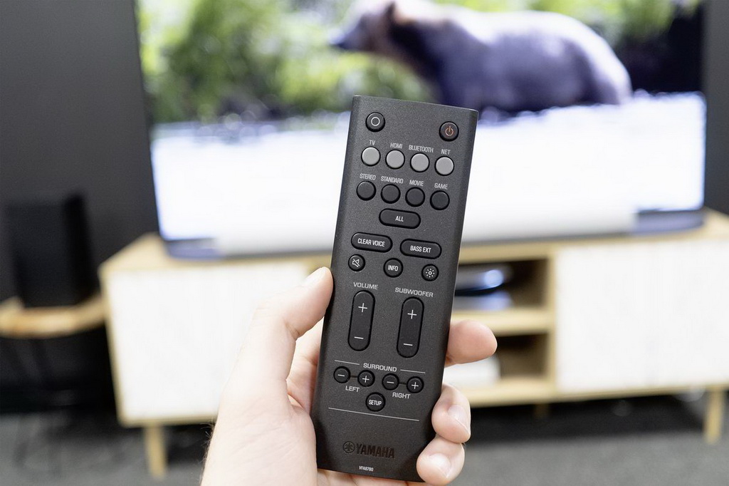 41ee41f6-yamaha-sr-x40a-une-barre-de-son-qui-se-repose-grandement-sur-son-concept-modulaire__w1280_wtmk.jpg