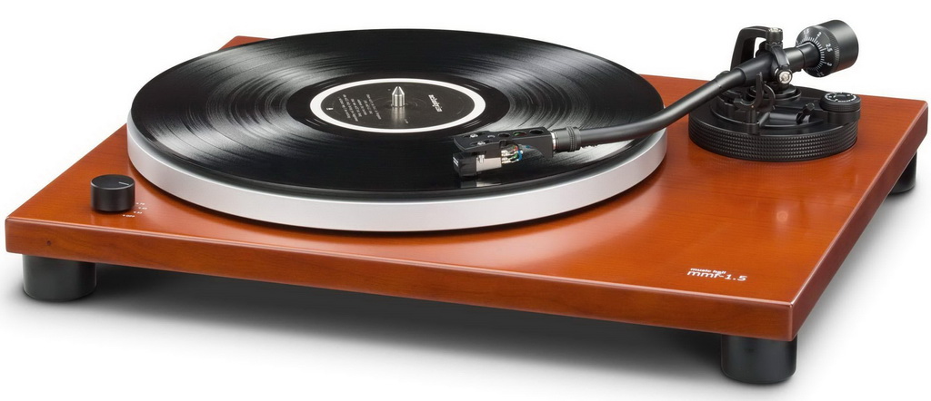 Music_Hall_MMD_1_5_Turntable_02_Angle_Left.jpg