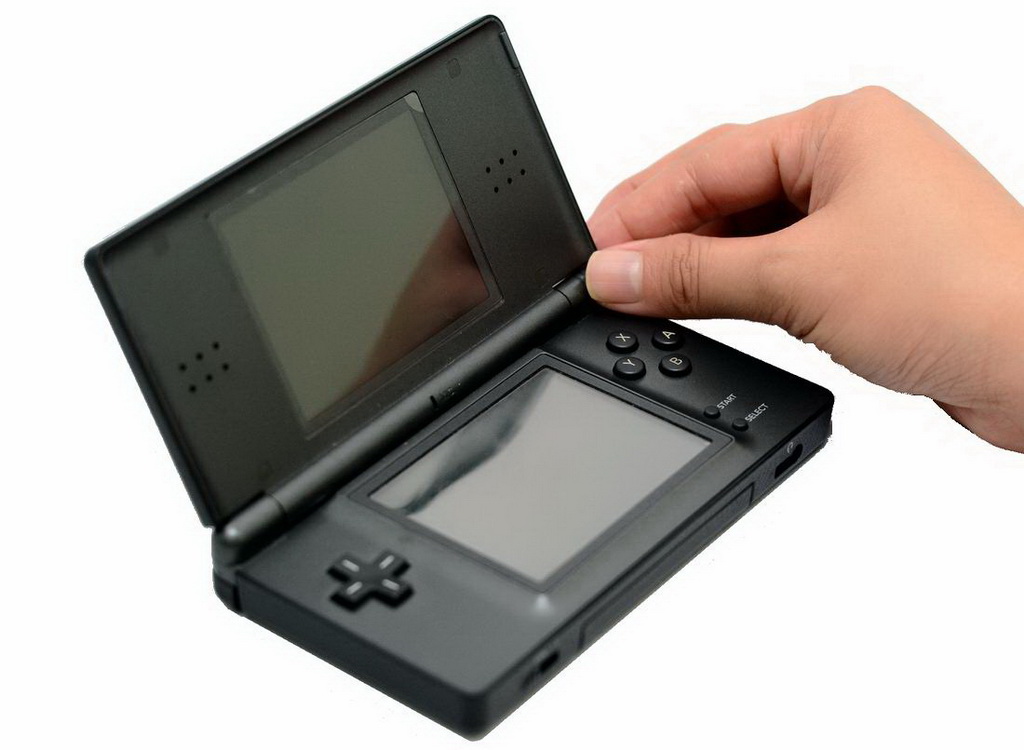 Keep-From-Breaking-Your-Nintendo-DS-Step-5.jpg