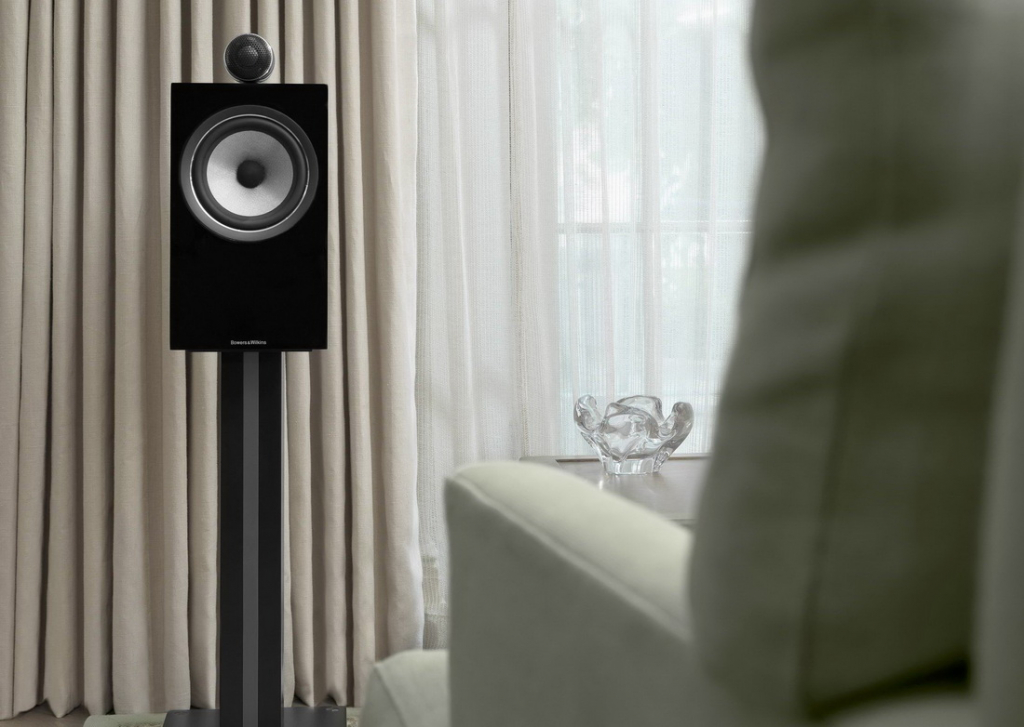 Bowers & Wilkins 705 S2 2.jpg