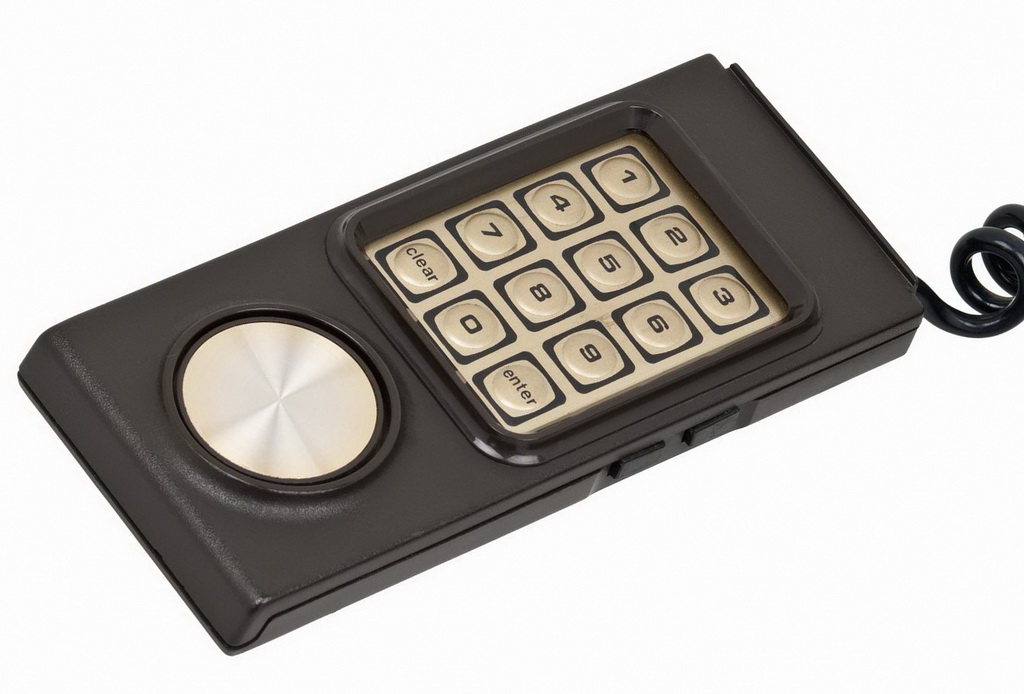 Intellivision-Controller.jpg