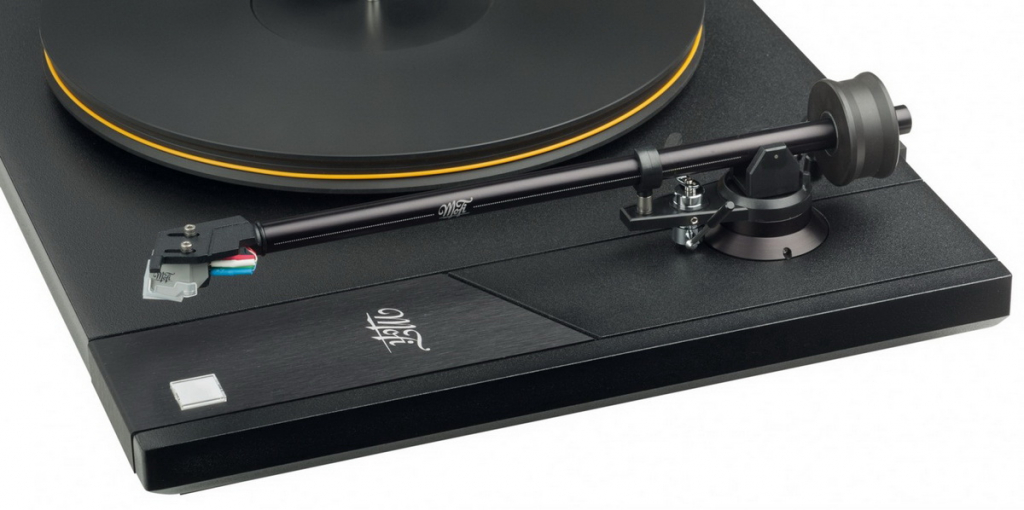 mofi studiodeck 07.jpg