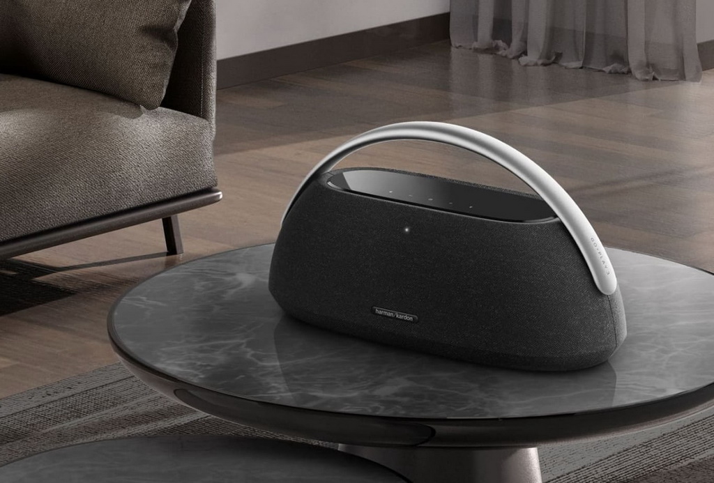 Harman-Kardon-Go-Play-3-New-Lifestyle-2.jpg