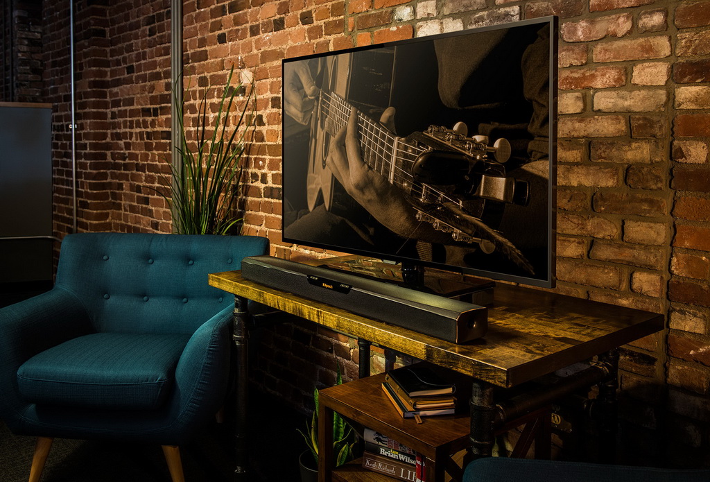 Klipsch RSB-3 lifestyle 2.jpg