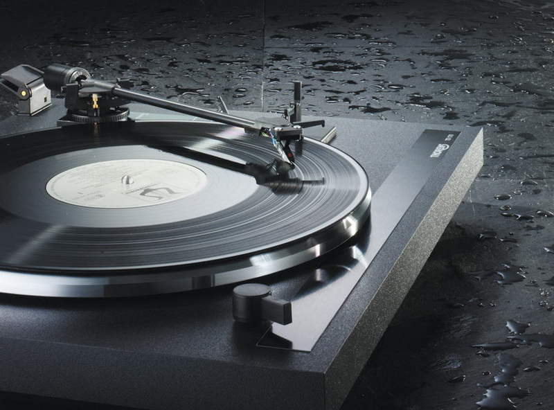 Thorens-TD-170-1-Noir_L2_900.jpg