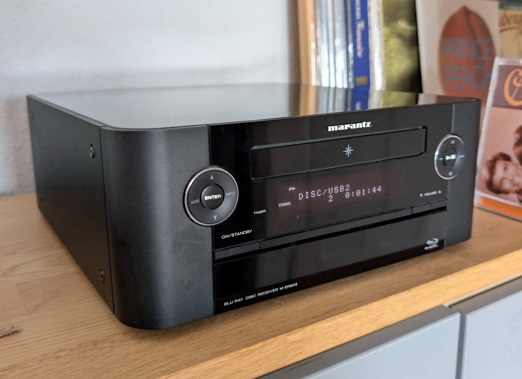 Marantz M-ER803.jpg