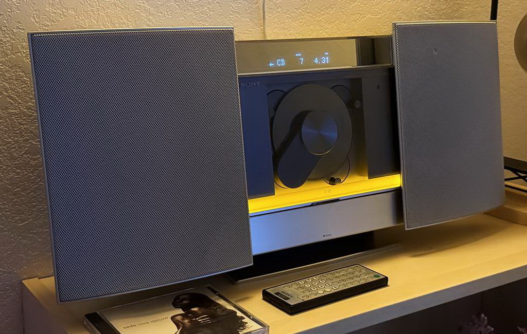 SONY Cmt-L1.jpg