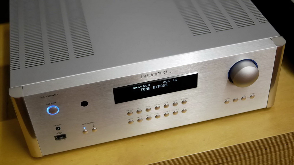 Rotel-RA-1592MKII-3.png.jpg