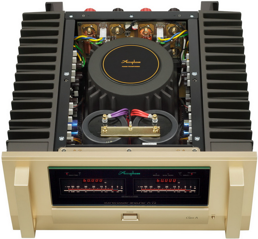 Accuphase A-75 2.jpg