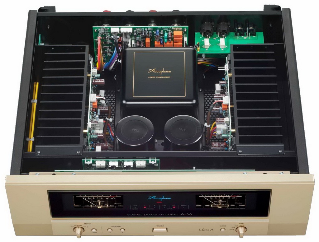 Accuphase A-36 3.jpg